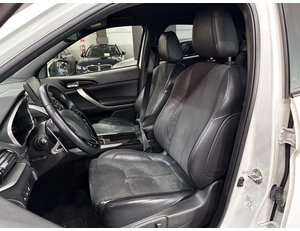 
										MITSUBISHI ECLIPSE CROSS 2.4 PHEV KAITEKI AUTO 4WD full									