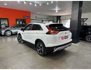 
										MITSUBISHI ECLIPSE CROSS 2.4 PHEV KAITEKI AUTO 4WD full									