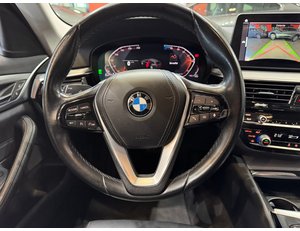 
										BMW SERIE 5 520DA XDRIVE TOURING full									
