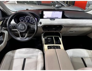 
										MAZDA CX-60 E-SKYACTIV PHEV TAKUMI full									