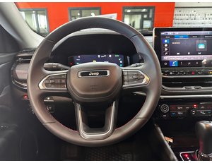 
										JEEP COMPASS 4XE 1.3 PHEV 177KW TRAILHAWK AT AWD full									