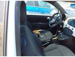 
										FIAT 500 DOLCEVITA 1.0 HYBRID 51KW (70 CV) full									