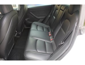 
										TESLA MODEL 3 RWD full									