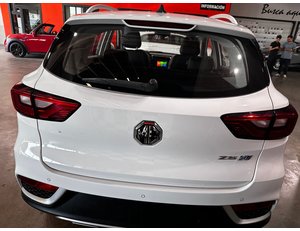 
										MG ZS EV 45KWH LUXURY full									