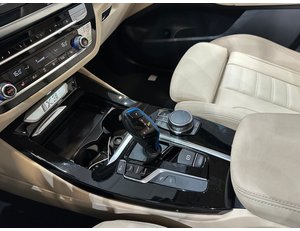 
										BMW IX3 80 KWH full									