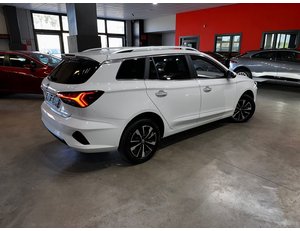 
										MG MG5 STD RANGE COMFORT full									