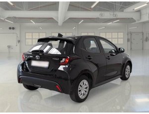 
										TOYOTA YARIS 1.5 120H BUSINESS PLUS full									