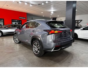 
										LEXUS NX 2.5 300H BUSINESS 2WD full									