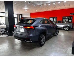 
										LEXUS NX 2.5 300H BUSINESS 2WD full									