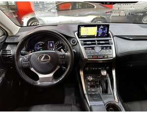 
										LEXUS NX 2.5 300H BUSINESS 2WD full									