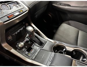 
										LEXUS NX 2.5 300H BUSINESS 2WD full									