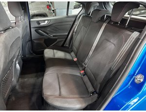 
										FORD FOCUS 1.0 ECOBOOST MHEV 92KW ST-LINE full									