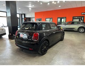 
										MINI MINI COOPER SE full									