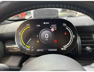 
										MINI MINI COOPER SE full									