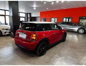 
										MINI MINI COOPER SE full									