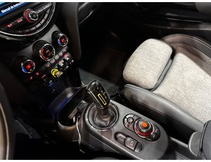 
										MINI MINI COOPER SE full									