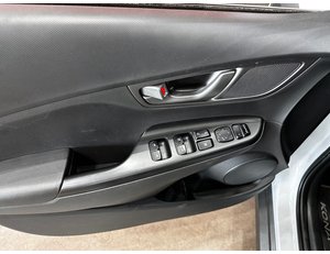 
										HYUNDAI KONA 100KW EV KLASS full									