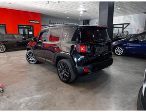 
										JEEP RENEGADE S 4XE 1.3 PHEV 177KW(240CV) AT full									