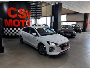 
										HYUNDAI IONIQ 1.6 GDI PHEV TECNO DCT full									