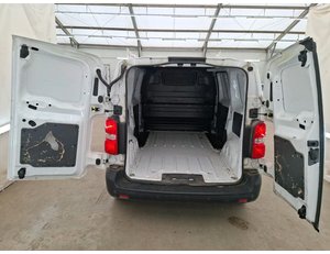 
										PEUGEOT EXPERT 1.5BLUEHDI 100CV PREMIUM full									