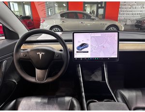 
										TESLA MODEL 3 GRAN AUTONOMIA RWD full									