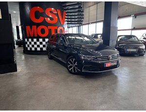 
										VOLKSWAGEN PASSAT VARIANT GTE 1.4 TSI E-POWER 115KW + 85KW full									