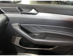 
										VOLKSWAGEN PASSAT VARIANT GTE 1.4 TSI E-POWER 115KW + 85KW full									