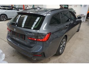 
										BMW SERIE 3 330E XDRIVE TOURING full									