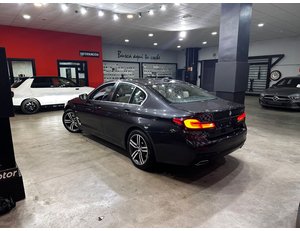 
										BMW SERIE 5 530E full									