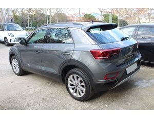 
										VOLKSWAGEN T-ROC LIFE 1.5 TSI 110KW (150CV) DSG full									