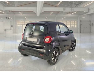 
										SMART FORTWO 60KW(81CV) EQ COUPE full									