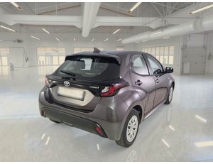 
										TOYOTA YARIS 1.5 120H BUSINESS PLUS full									
