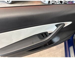 
										TESLA MODEL 3 ESTANDAR PLUS RWD full									