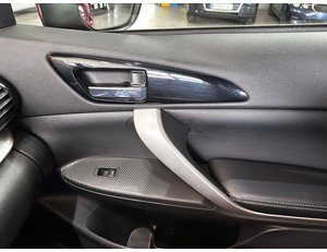 
										MITSUBISHI ECLIPSE CROSS 2.4 PHEV KAITEKI AUTO 4WD full									