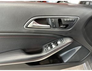 
										MERCEDES BENZ CLASE A MERCEDES A 250 SPORT 4MATIC full									