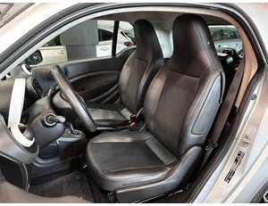 
										SMART FORTWO 60KW(81CV) EQ COUPE full									