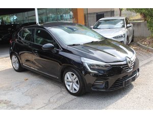 
										RENAULT CLIO INTENS E-TECH HIBRIDO 104 KW (140CV) full									