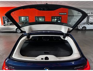 
										BMW SERIE 3 330E XDRIVE TOURING full									