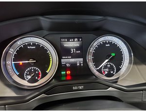 
										SKODA SUPERB COMBI STYLE 1.4 TSI IV P-HEV DSG full									