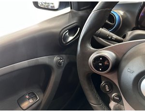 
										SMART FORFOUR 60KW(81CV) EQ full									