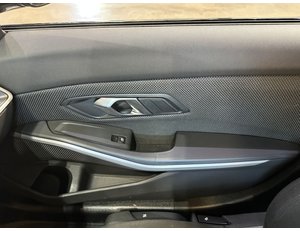 
										BMW SERIE 3 320E XDRIVE TOURING full									