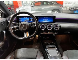 
										MERCEDES BENZ CLASE A MERCEDES A 250 E full									