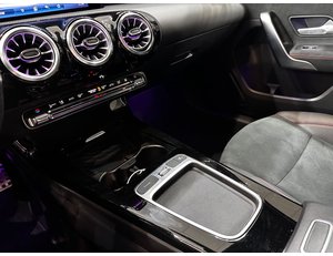 
										MERCEDES BENZ CLASE A MERCEDES A 250 E full									