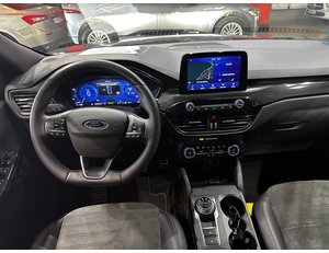 
										FORD KUGA ST-LINE X 2.5 DURATEC PHEV 165KW AUTO full									