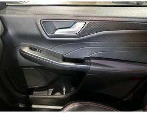 
										FORD KUGA ST-LINE X 2.5 DURATEC PHEV 165KW AUTO full									
