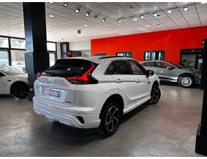 
										MITSUBISHI ECLIPSE CROSS 2.4 PHEV KAITEKI+ AUTO 4WD full									