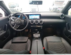 
										MERCEDES BENZ CLASE A MERCEDES A 250 E full									