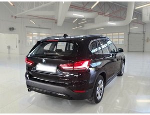 
										BMW X1 XDRIVE25E full									