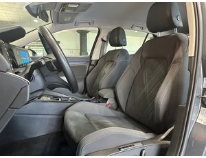 
										VOLKSWAGEN GOLF EHYBRID 1.4 TSI 150KW (204CV) DSG full									