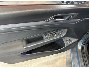 
										VOLKSWAGEN GOLF EHYBRID 1.4 TSI 150KW (204CV) DSG full									